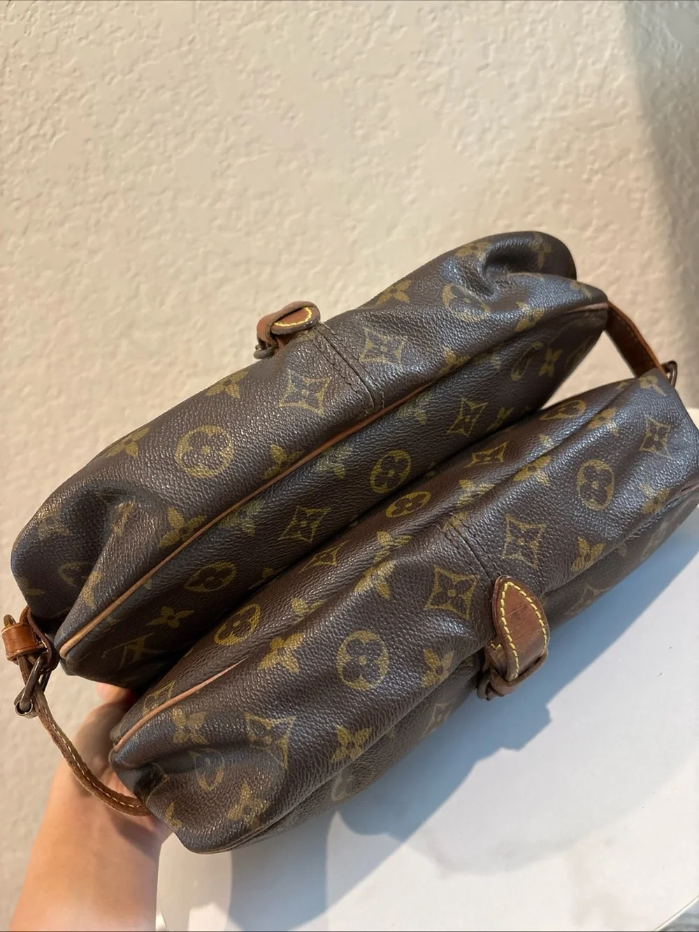 Louis Vuitton FH0950 Saumur 30 Brown Monogram Crossbody Bag - Picture 7 of 16